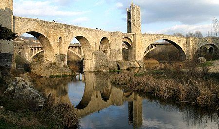 Pont Vell de Besalú
