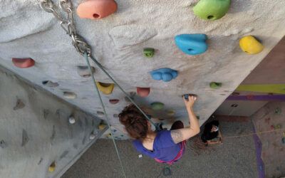 Curs d’iniciacio a l’escalada en rocòdrom